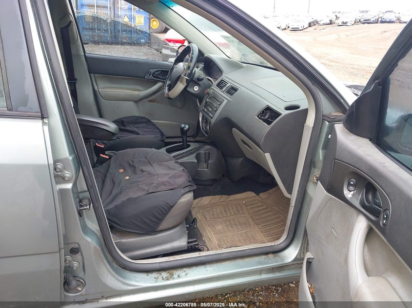 2006 FORD FOCUS VIN: 1FAHP37N86W175318