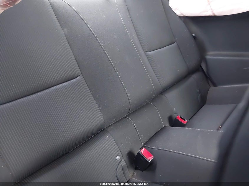 2010 CHEVROLET CAMARO VIN: 2G1FB1EV5A9104868