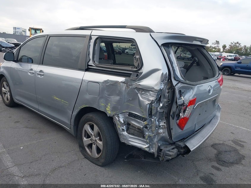 2011 TOYOTA SIENNA VIN: 5TDKK3DC9BS069648