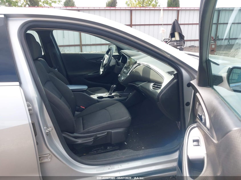 2018 CHEVROLET MALIBU VIN: 1G1ZD5STXJF238154