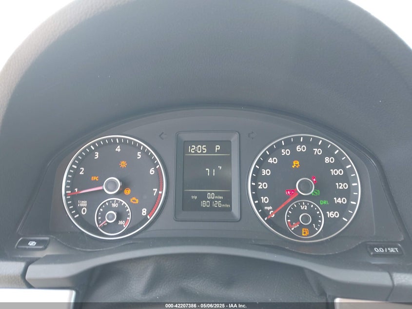2010 VOLKSWAGEN JETTA VIN: 3VWRX7AJ0AM115664