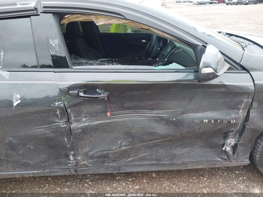 2018 CHEVROLET MALIBU VIN: 1G1ZD5ST5JF159717