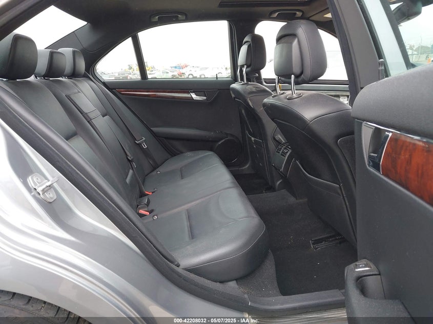 2009 Mercedes-Benz C 300 Luxury/Sport VIN: WDDGF54X09F282593 Lot: 42208032