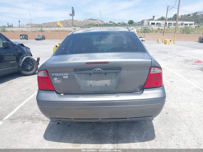 2007 FORD FOCUS VIN: 1FAFP34N17W123378