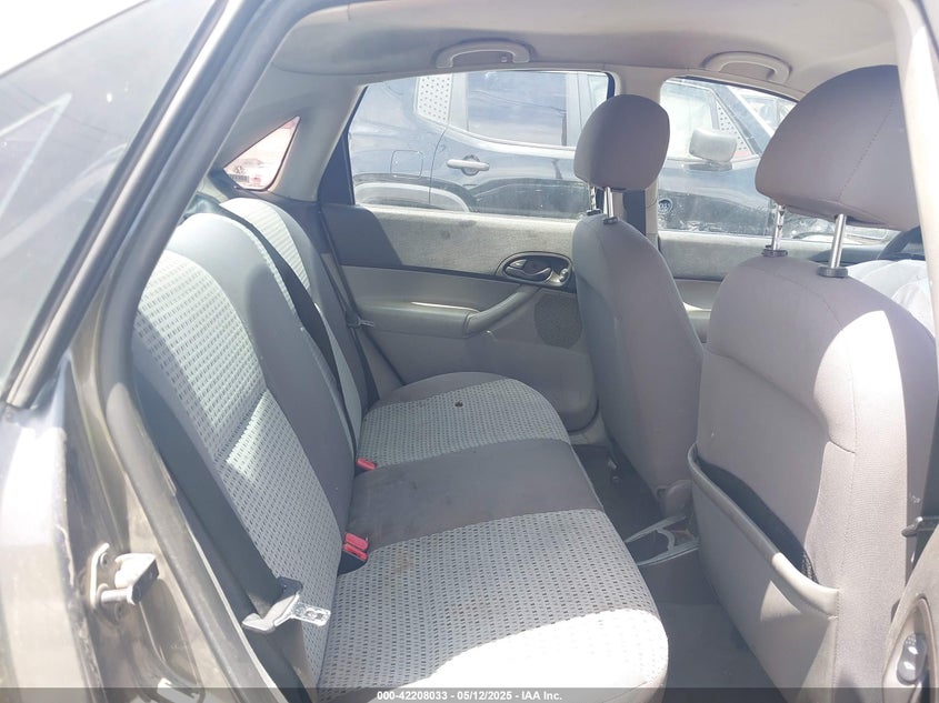 2007 FORD FOCUS VIN: 1FAFP34N17W123378