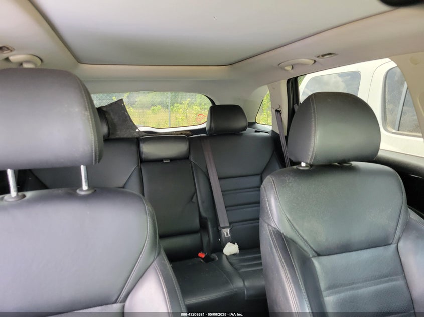 2019 KIA SORENTO VIN: 5XYPHDA53KG604681