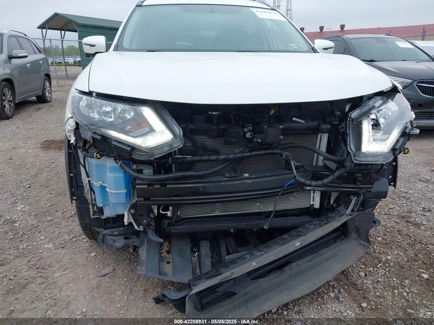 VIN 5N1AT2MV5JC843877 2018 NISSAN ROGUE SV/SL