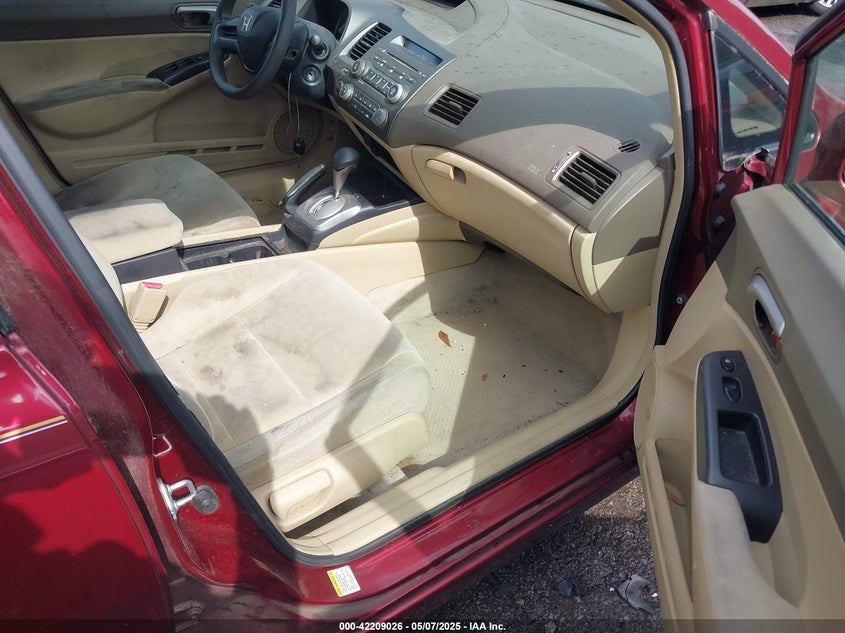 2008 HONDA CIVIC VIN: 1HGFA16518L058985