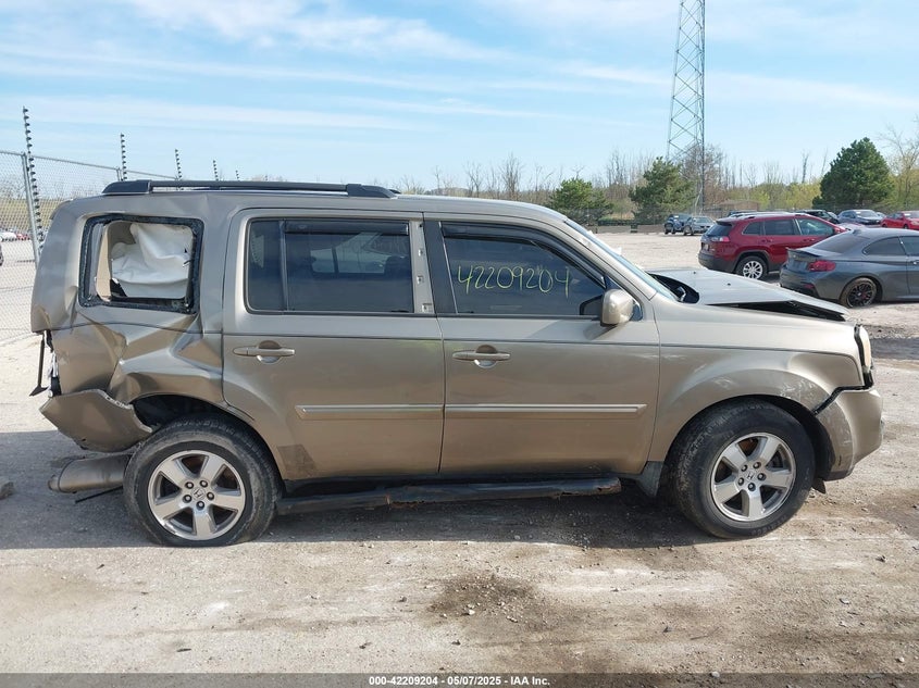 2011 HONDA PILOT VIN: 5FNYF3H4XBB030458