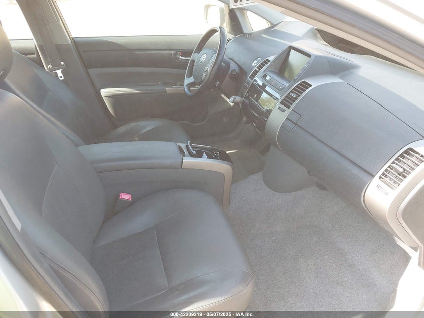 2007 TOYOTA PRIUS VIN: JTDKB20UX77678130
