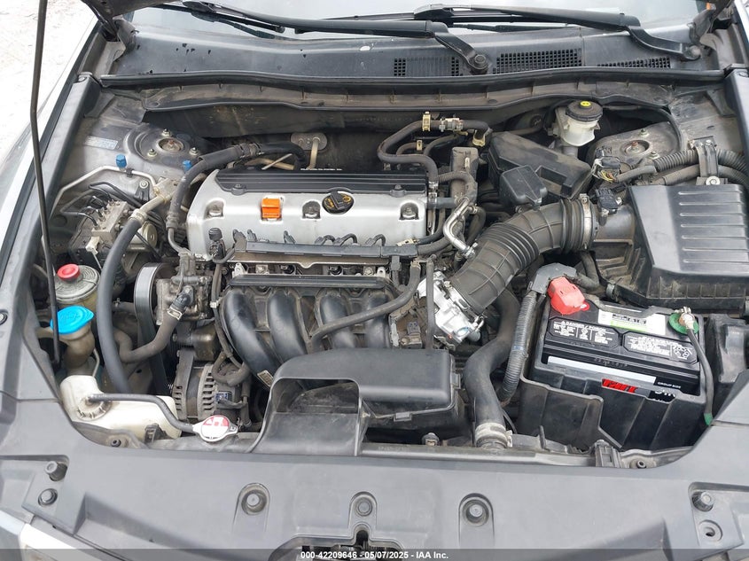 2011 HONDA ACCORD VIN: 1HGCP2F6XBA145173