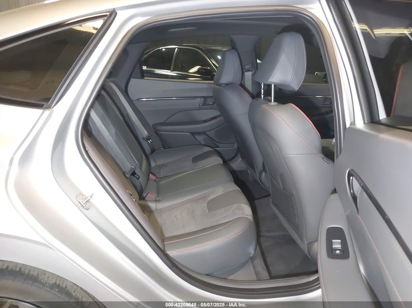 2024 HYUNDAI SONATA VIN: KMHL54JC6RA387171
