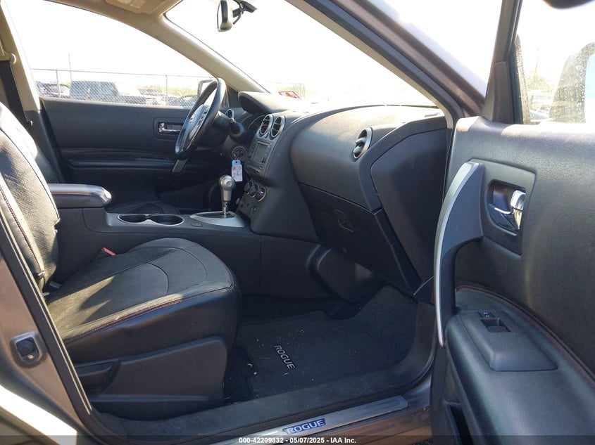 2013 NISSAN ROGUE VIN: JN8AS5MV6DW626385