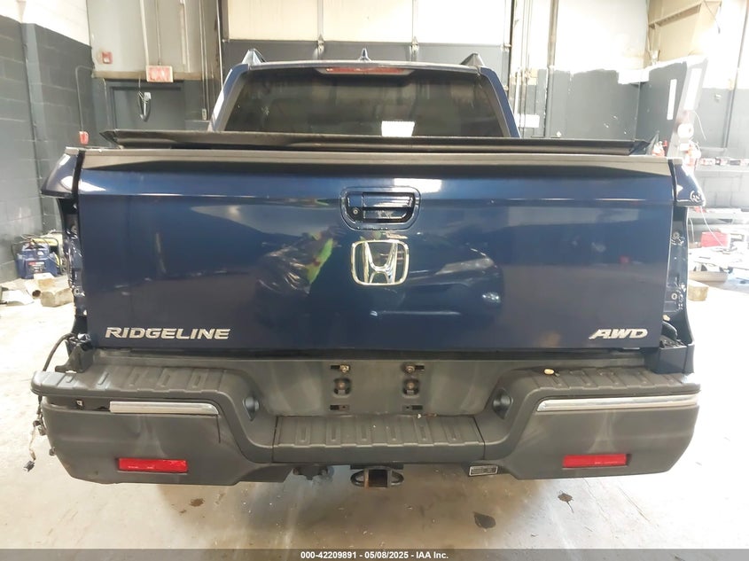 2017 HONDA RIDGELINE RTL - 5FPYK3F59HB009818