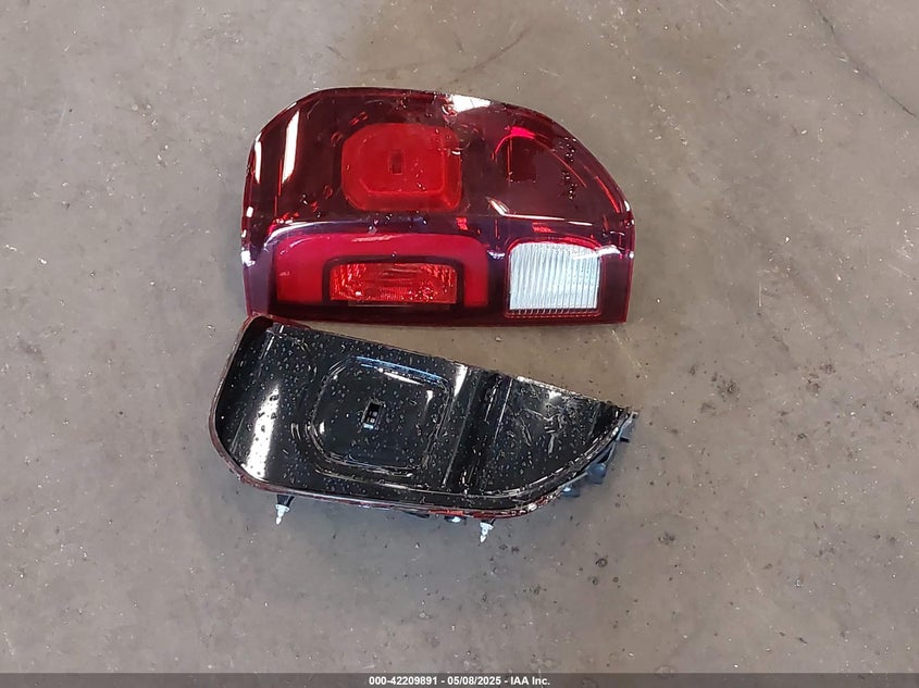 2017 HONDA RIDGELINE RTL - 5FPYK3F59HB009818