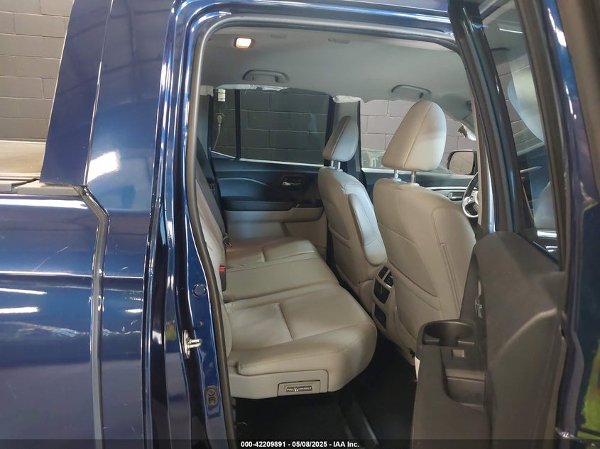 2017 HONDA RIDGELINE RTL - 5FPYK3F59HB009818