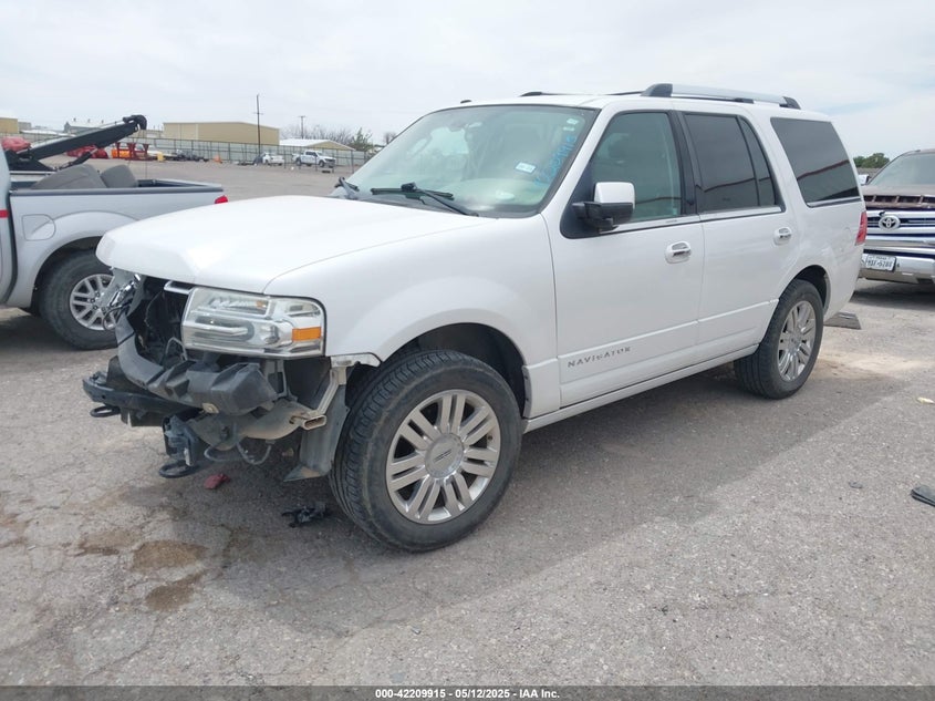 2012 LINCOLN NAVIGATOR · Фото 2