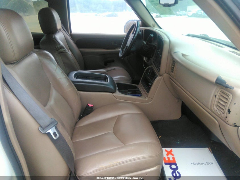 3GNEC12T14G126533 2004 CHEVROLET AVALANCHE photo no. 5
