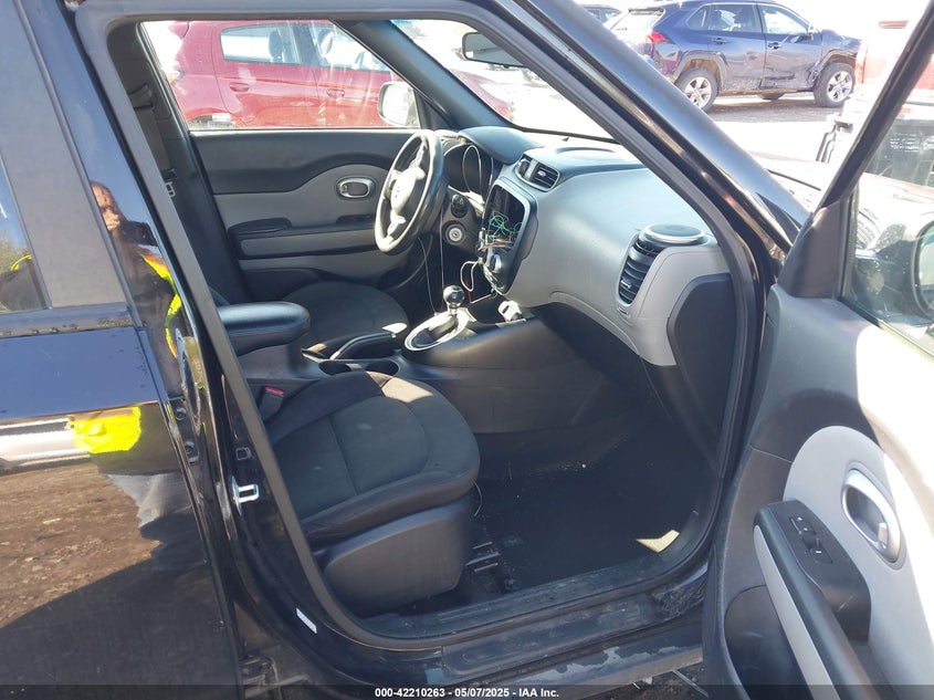 2015 KIA SOUL - KNDJN2A23F7198140