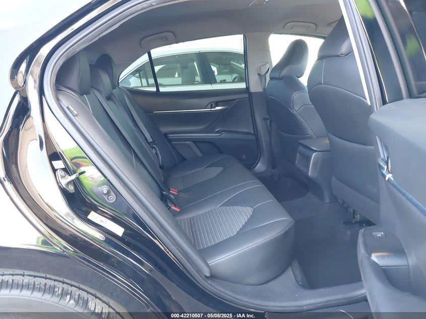 2019 TOYOTA CAMRY SE - 4T1B11HK9KU772182