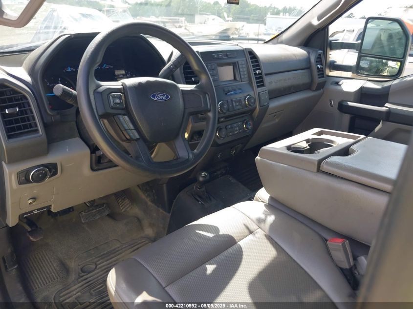 2018 Ford F-350 Chassis Xl VIN: 1FDRF3HT9JEC10005 Lot: 42210592