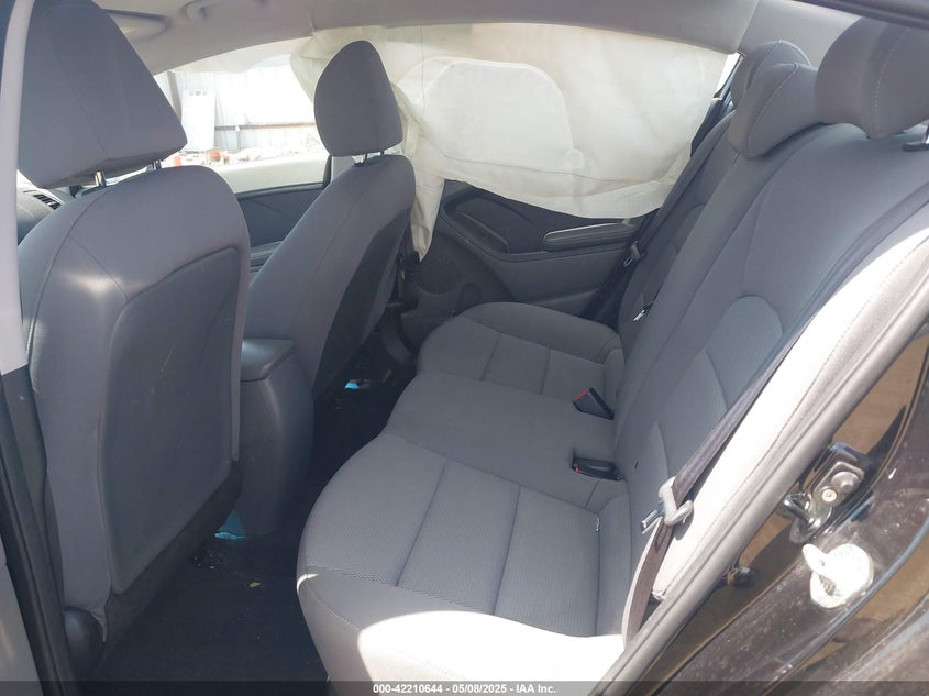 2017 KIA FORTE LX - 3KPFK4A79HE029779