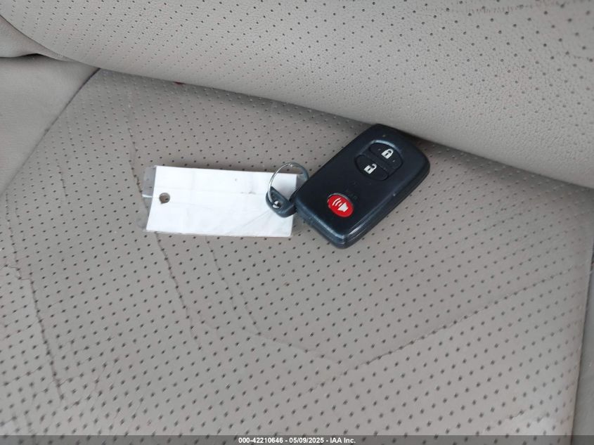 2009 Toyota Rav4 Limited VIN: JTMZF31V69D010748 Lot: 42210646