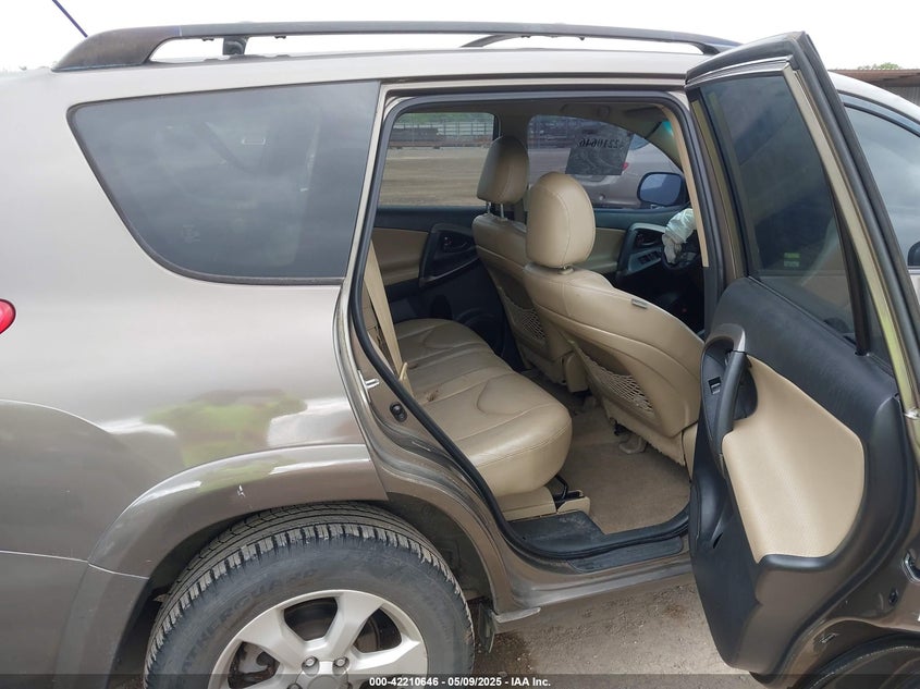 2009 Toyota Rav4 Limited VIN: JTMZF31V69D010748 Lot: 42210646