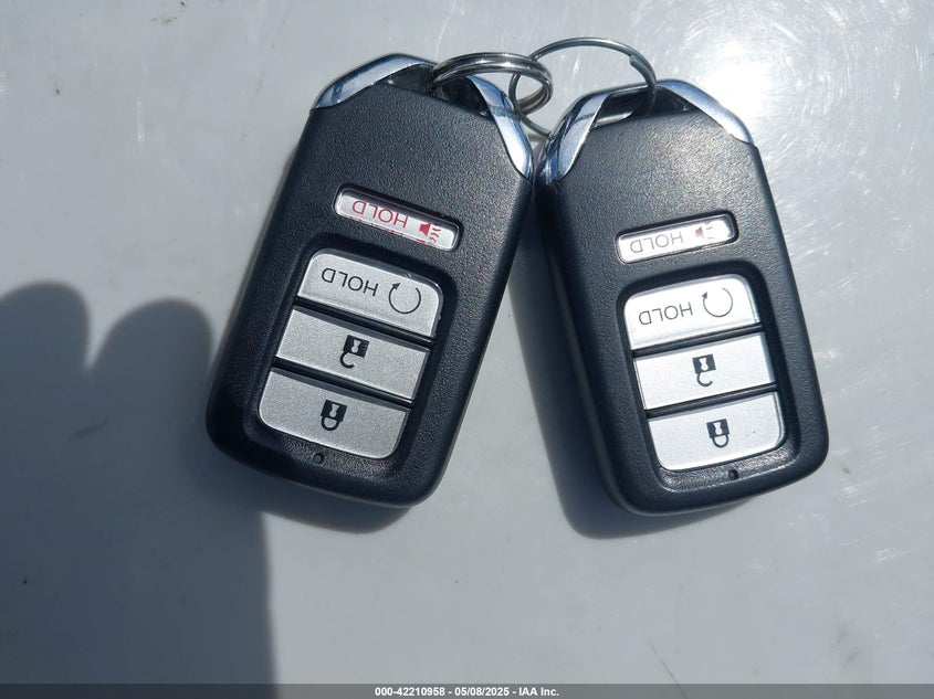 2018 HONDA RIDGELINE RTL-E - 5FPYK3F7XJB007681