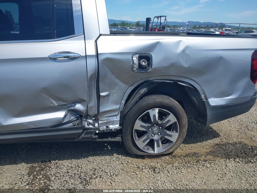 2018 HONDA RIDGELINE RTL-E - 5FPYK3F7XJB007681