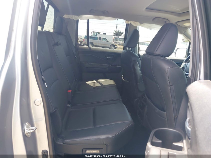 2018 HONDA RIDGELINE RTL-E - 5FPYK3F7XJB007681