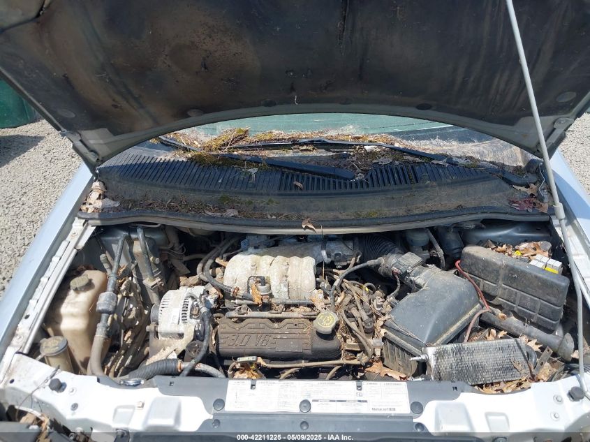 1998 Ford Windstar Wagon VIN: 2FMDA51U2WB93975 Lot: 42211225