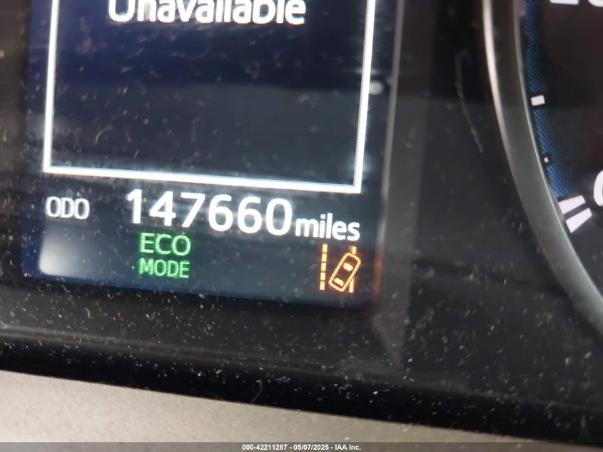 2018 TOYOTA RAV4 LE - JTMBFREV9JJ257072