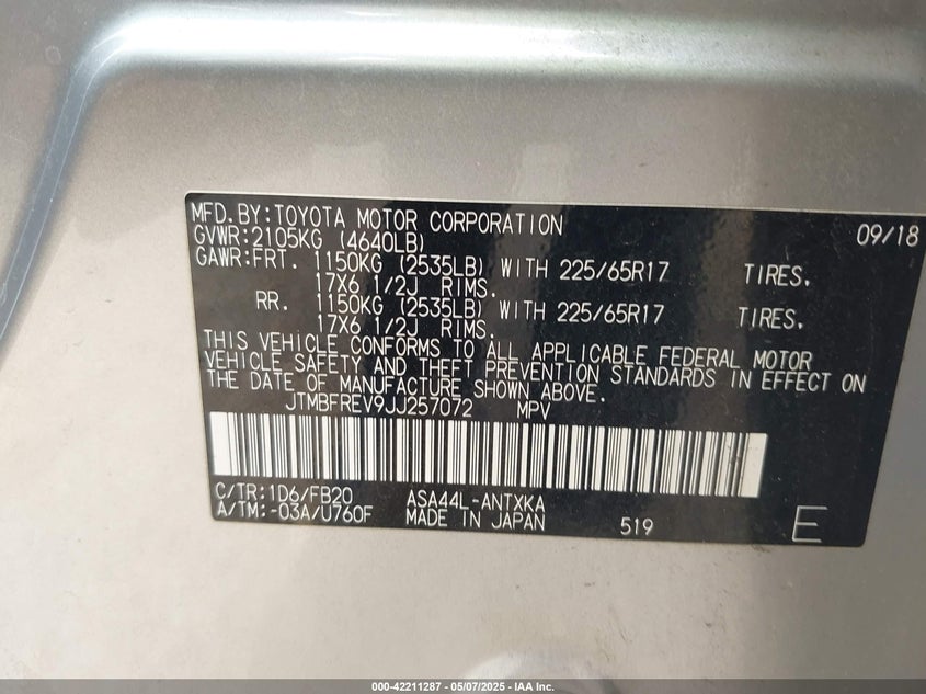 2018 TOYOTA RAV4 LE - JTMBFREV9JJ257072