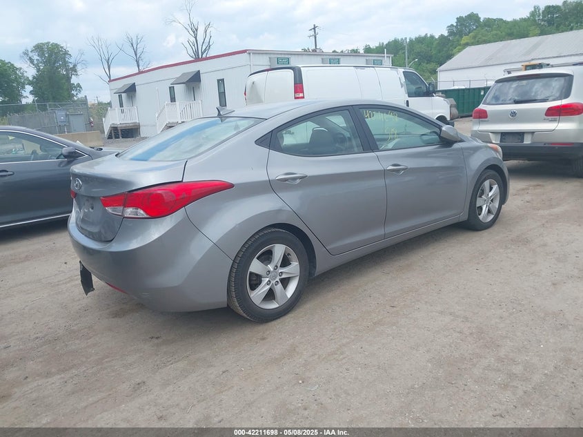 2012 HYUNDAI ELANTRA VIN: KMHDH4AE1CU312428