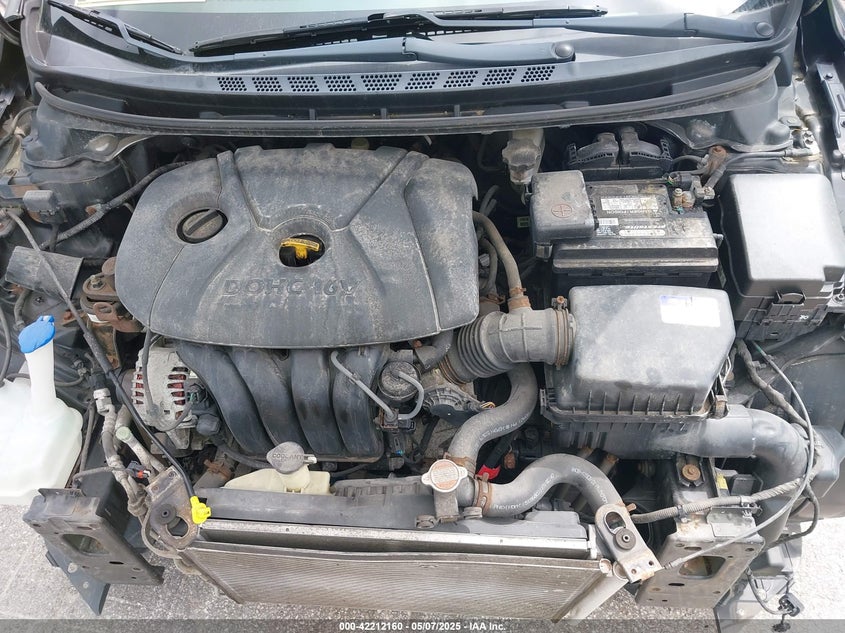 2012 HYUNDAI ELANTRA VIN: KMHDH4AE4CU185786