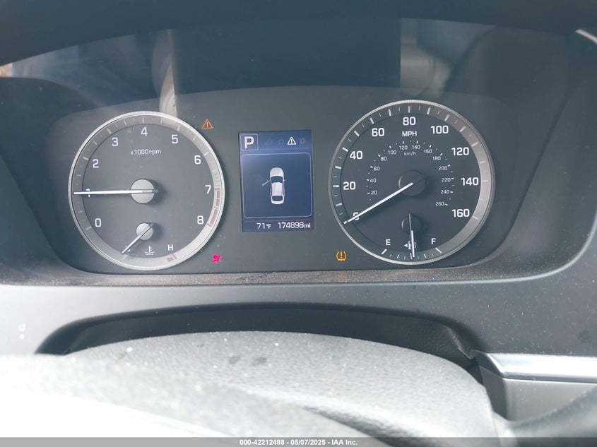 2016 HYUNDAI SONATA VIN: 5NPE34AF9GH299993