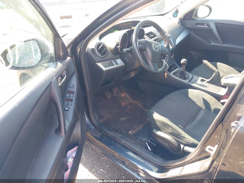 2013 MAZDA MAZDA3 VIN: JM1BL1TGXD1775078