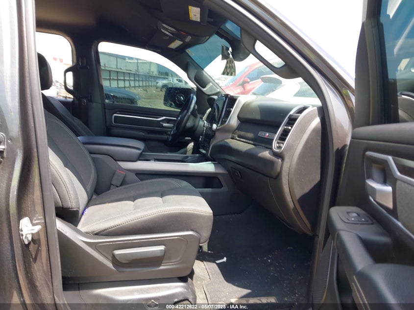 2020 RAM 1500 VIN: 1C6RREFT7LN121697