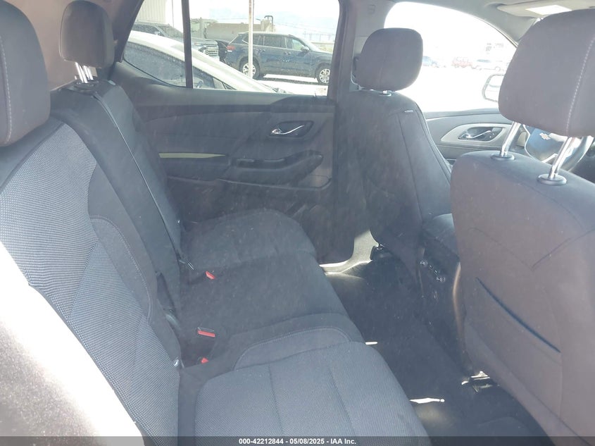 VIN 1GNERGKWXPJ112693 2023 CHEVROLET TRAVERSE FWD LT CLOTH