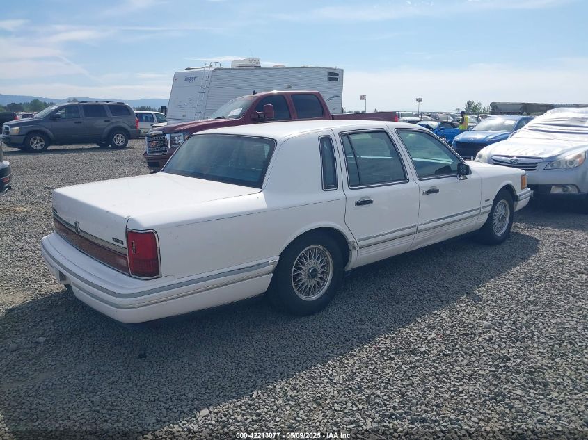 1LNLM82WXRY684891 1994 LINCOLN TOWN CAR photo no. 4