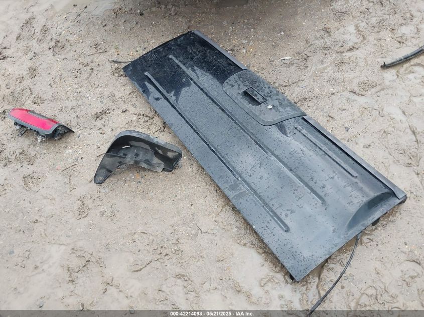 2002 Nissan Frontier Xe-V6 VIN: 1N6ED27T42C394929 Lot: 42214098