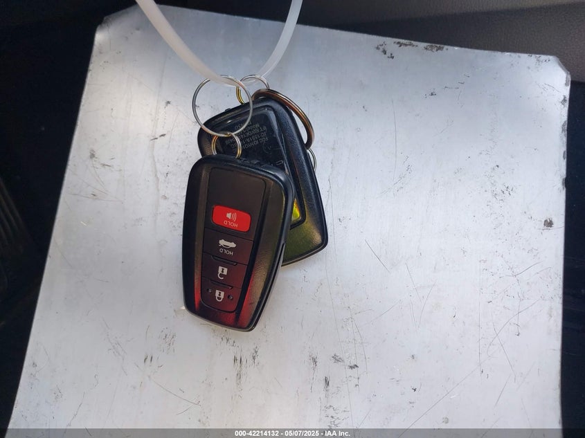 2019 TOYOTA CAMRY HYBRID XLE - 4T1B21HK6KU512223