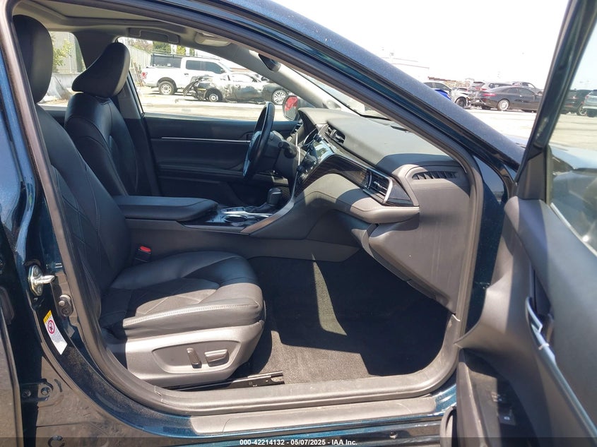 2019 TOYOTA CAMRY HYBRID XLE - 4T1B21HK6KU512223