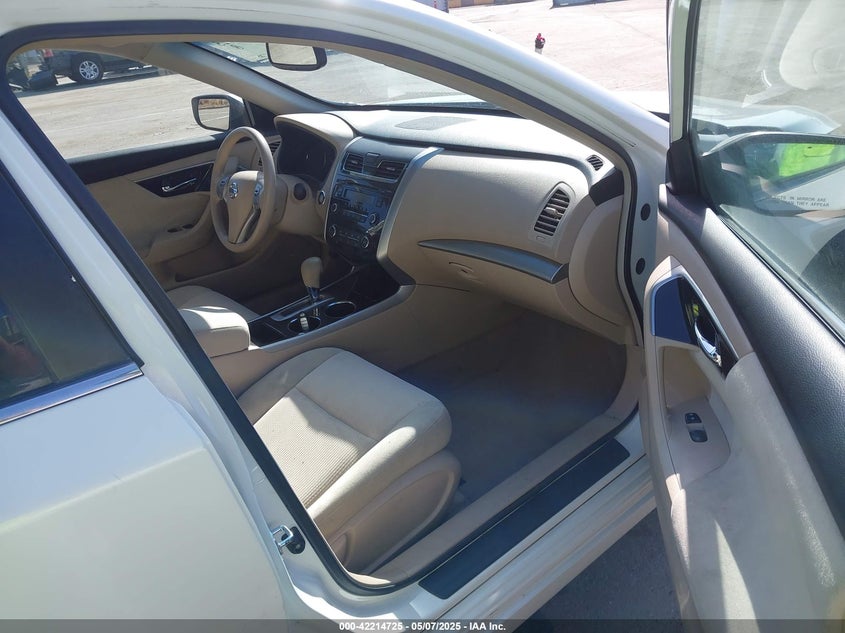 2013 NISSAN ALTIMA VIN: 1N4AL3AP4DN460642