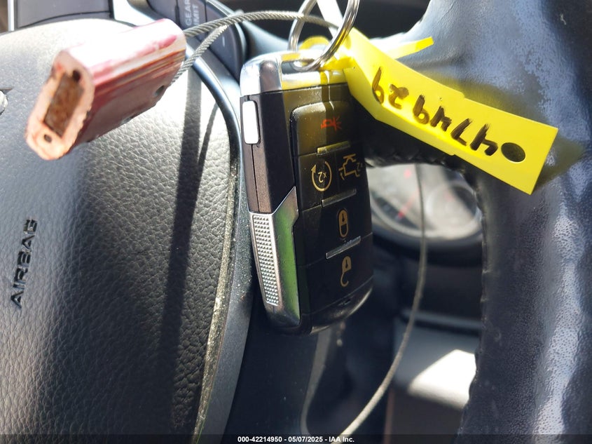 2019 RAM 1500 LARAMIE  4X4 5'7 BOX - 1C6SRFJT2KN903841