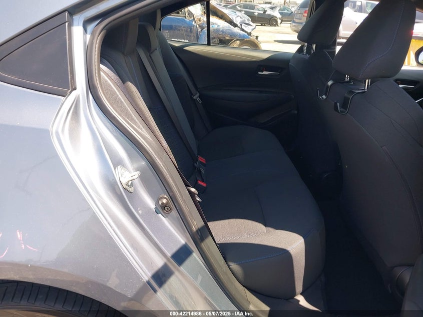 Image 8 of 2022 Toyota Corolla  salvage vehicle - Lot #42214986 at IAAI