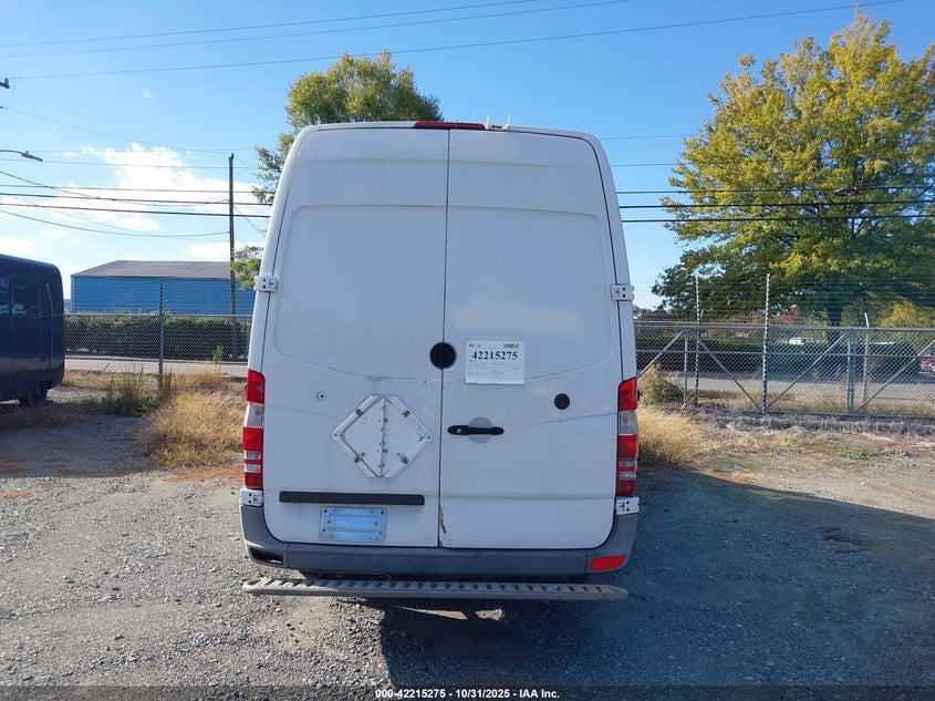 2011 Mercedes-Benz Sprinter 2500 High Roof VIN: WD3PE8CB7B5562117 Lot: 42215275