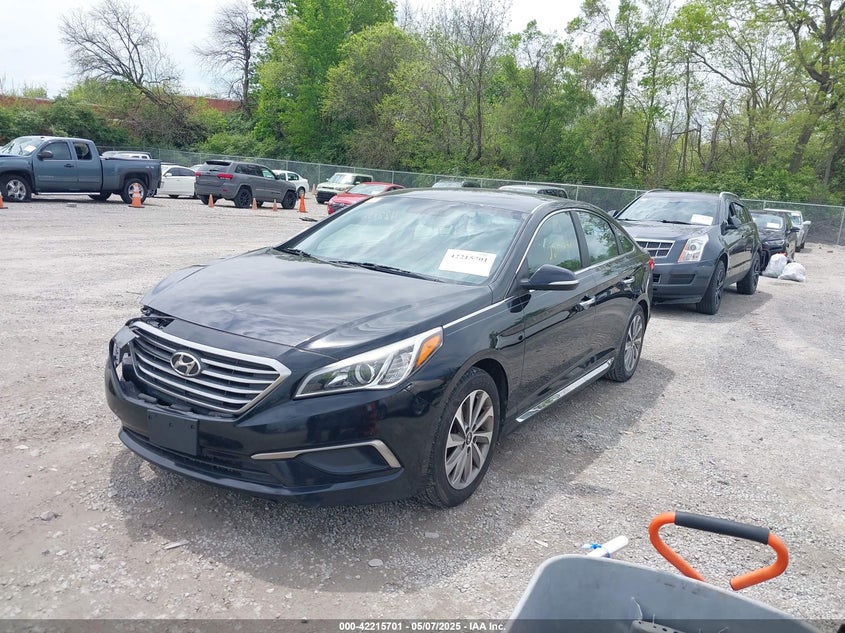 2015 HYUNDAI SONATA VIN: 5NPE34AF2FH099830