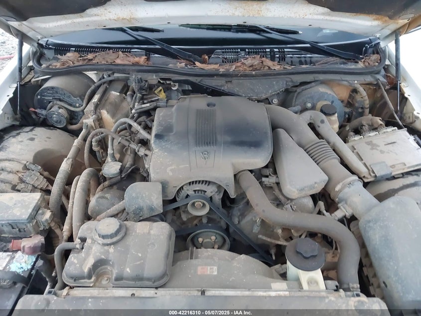 2010 MERCURY GRAND MARQUIS VIN: 2MEBM7FV5AX606873